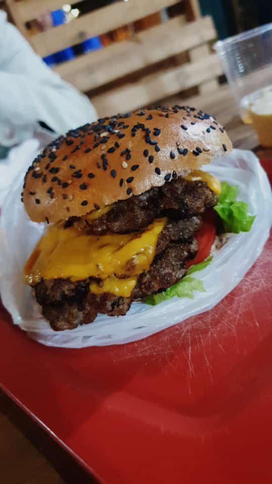 Lomiteria Jhony Photos 2